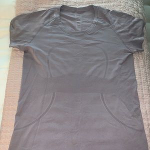 Lululemon swiftly short sleeve shirt size 12